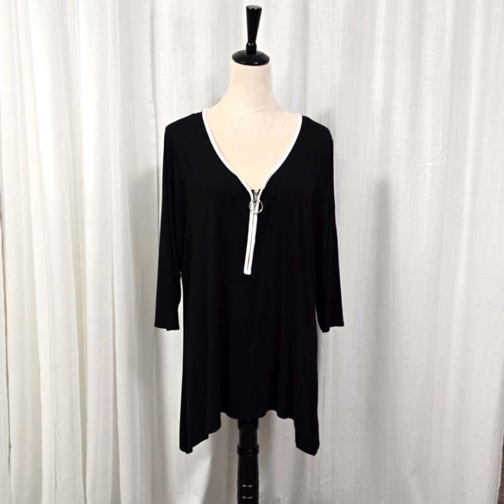 Cable & Gauge Black Tunic with White Trim and Zip